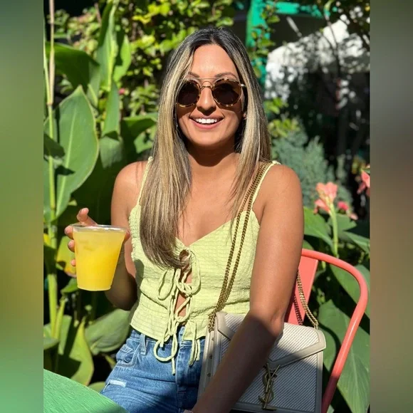 Saint Laurent YSL Cassandra Shoulder Bag - Picture 13 of 14